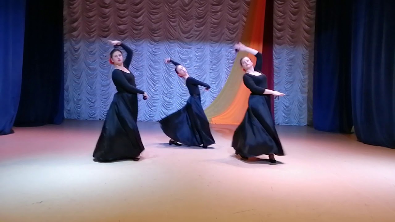 ИСПАНСКИЙ ТАНЕЦ С КАСТАНЬЕТАМИ - YouTube