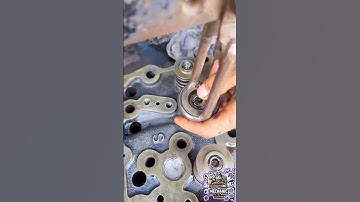Fastest & Easy Way to Fit Head Valve Locks #mechanic #engine #shorts #skills #truckrepair #how #yt