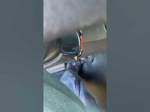 2005 Chevrolet Silverado oil life reset - YouTube