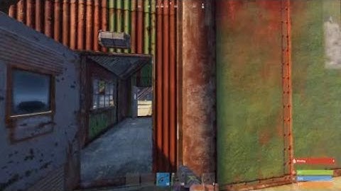 What a 1v5 looks like on the console rust