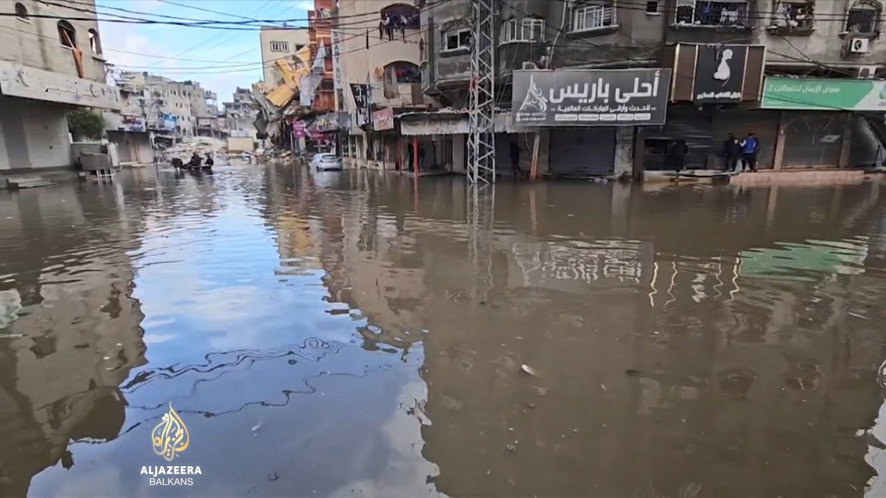 مخيم جباليا للاجئين يغرق بعد الدمار الذي خلفته الحرب