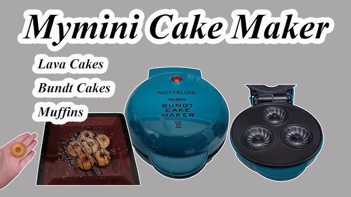 Dash Mini Heart Bundt Cake Maker