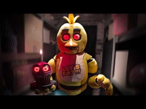 WE WENT TO FREDDY FAZBEAR'S PIZZA IRL (Halloween Horror Nights Vlog)