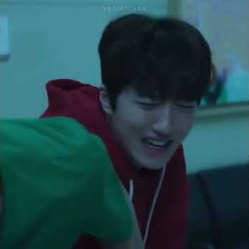 he chose to save someone else’s child than his own daughter.#fyp #kdrama #skycastle #kimbora #drama