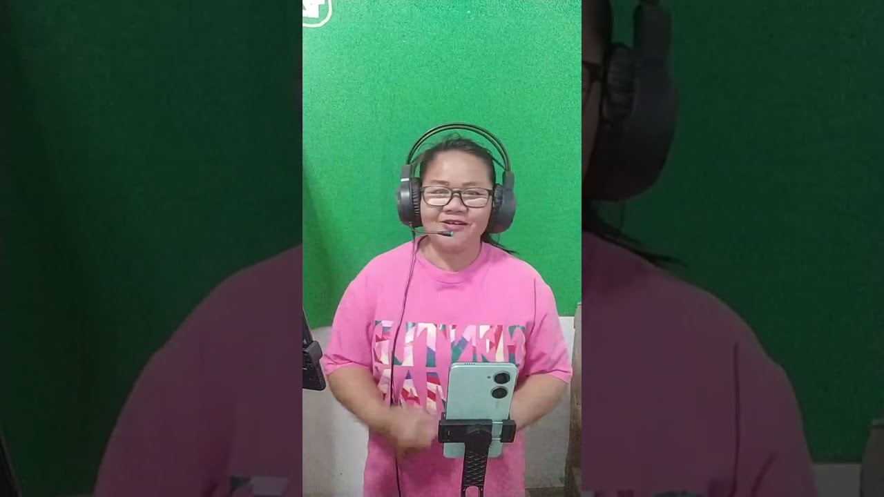 สาวอิ๋ว officail กำลังถ่ายทอดสด!