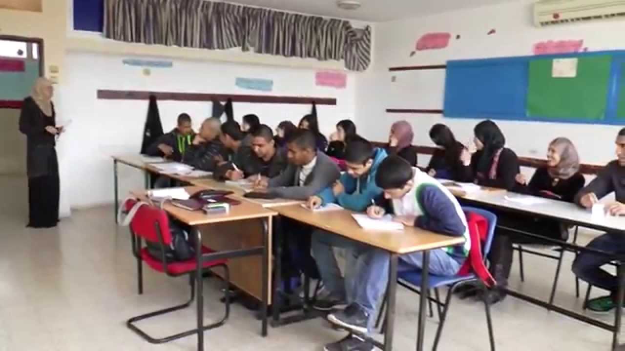 فيلم عن فعاليات المدرسة الثانوية في الفريديس   اعداد احمد ابو عريشة ٢٠١٤