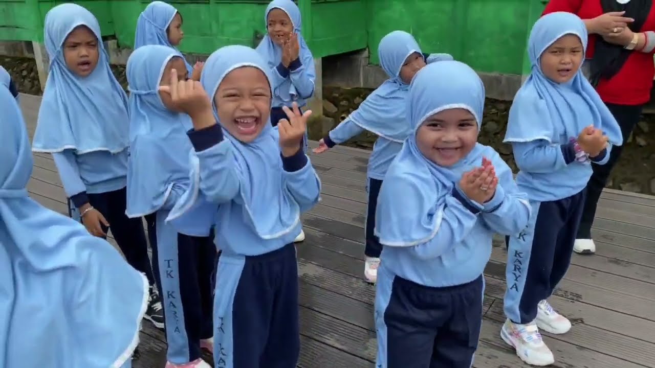 Kegiatan Bermain, Bereksplorasi & Belajar di Alam 