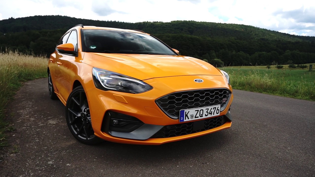 2020 Ford Focus ST 2.3L EcoBoost Performance Pack (Manual) Test Drive &  Review - TheGetawayer 