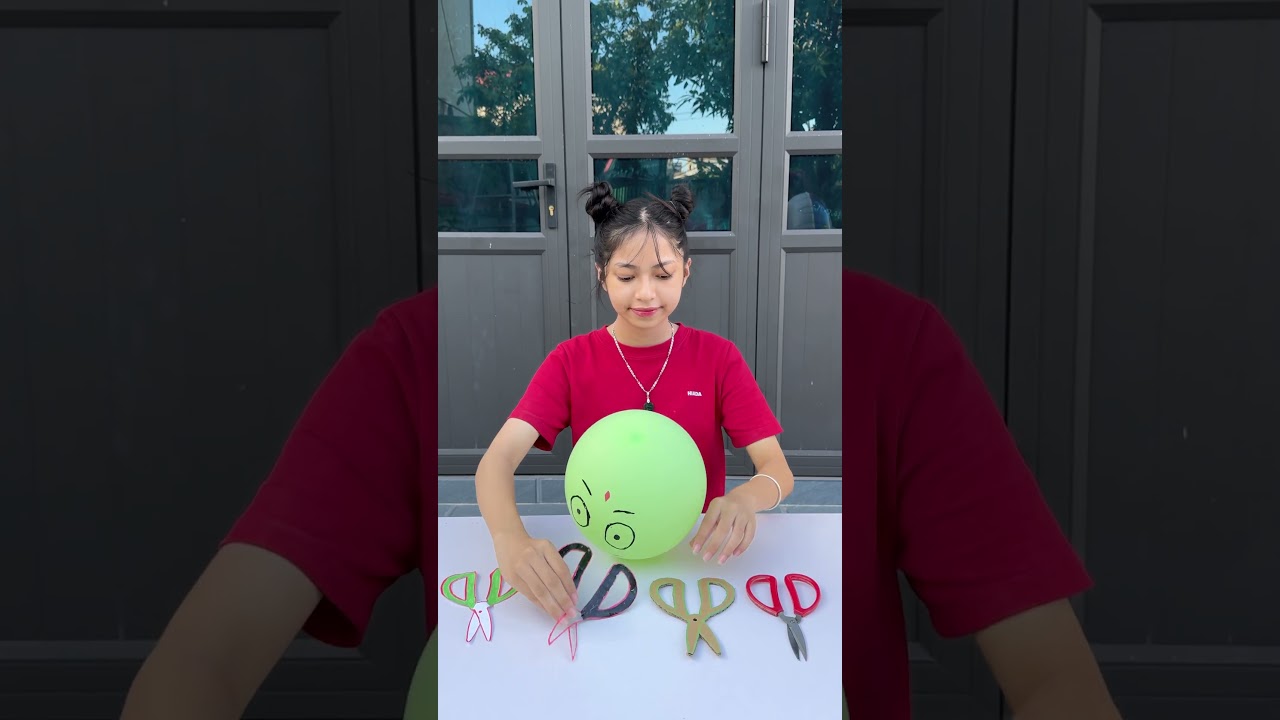 Мило ✂️😄 какой из них лучше режется? 