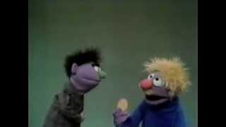 Classic Sesame Street - Harvey Kneeslapper Would You Like One? 