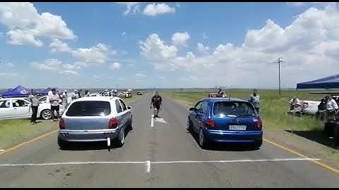 Opel corsa 1.4 blue vs corsa 1.6 white and Grey