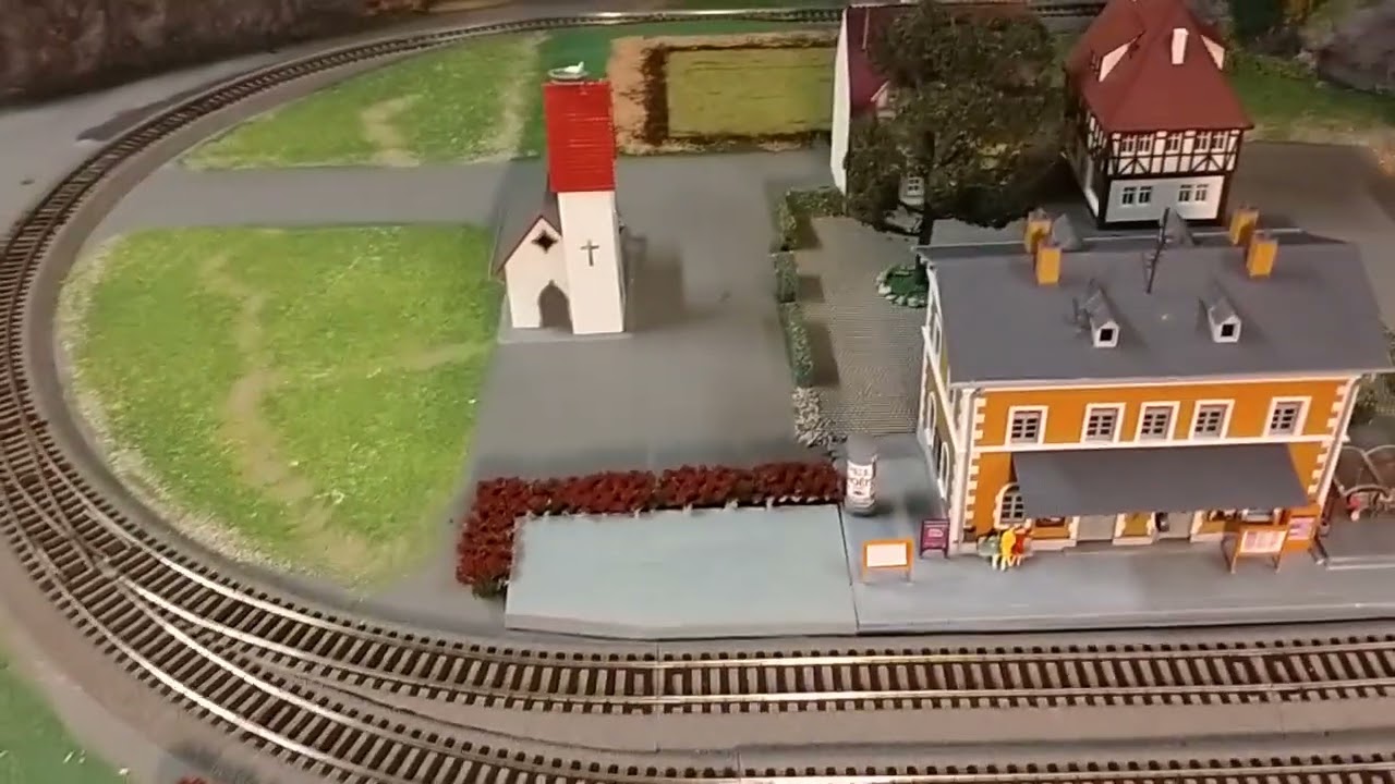 Plastico dimostrativo Scala H0 180x120 in costruzione