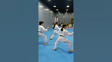 هيان نيدان جودي وطارق ولورين جماعي كاراتيه 
