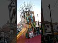 Γιατί τριζει ετσι