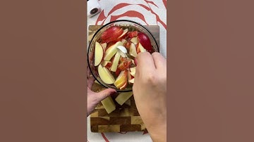 How to prevent apples from turning brown- info in pinned comment. #tipsandtricks #lifehacks