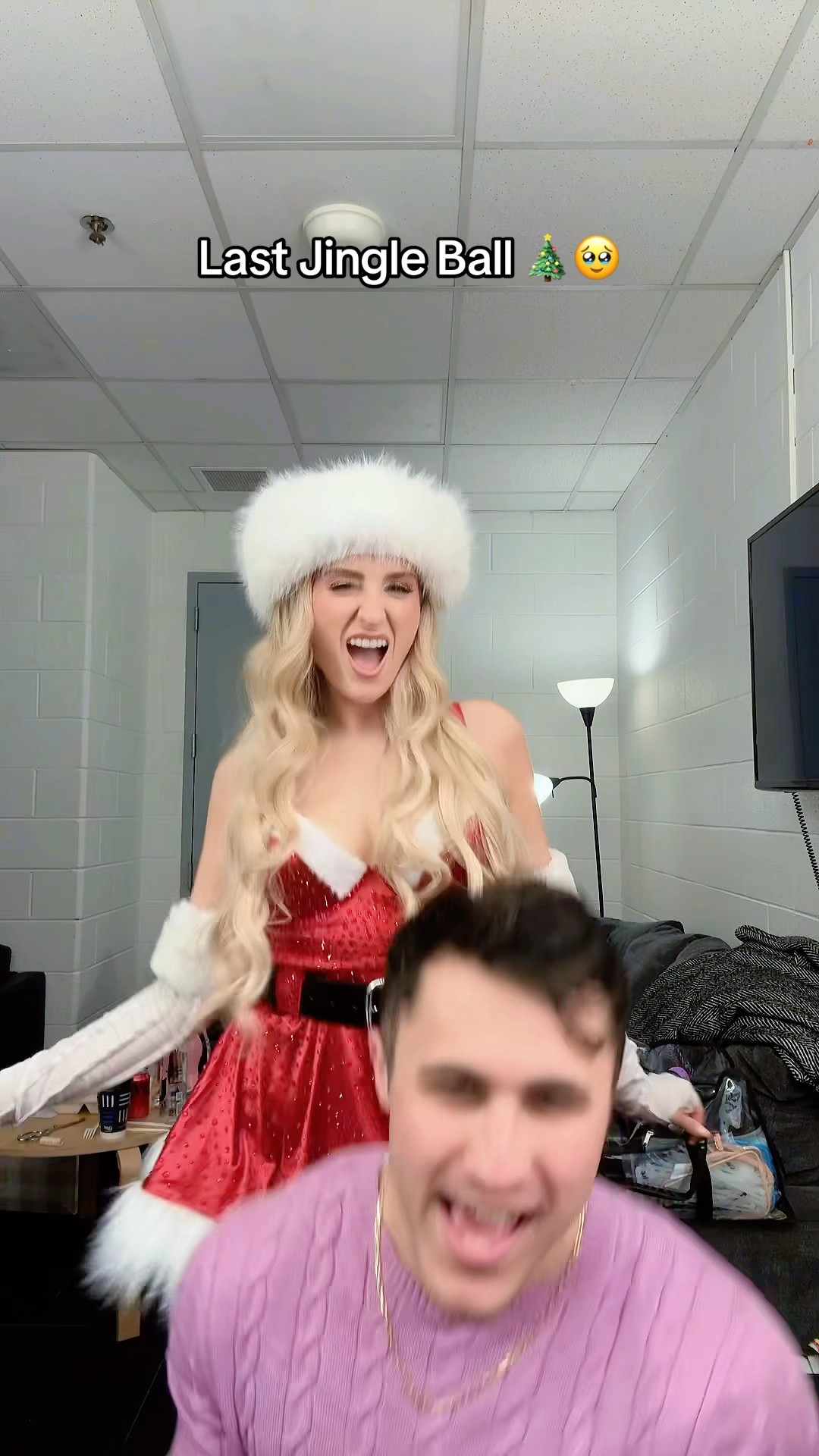 LA ➡️ DC ​⁠@iHeartRadio JINGLE BALL WAS SO FUN TY FOR COMING #jingleball #wrapmeup