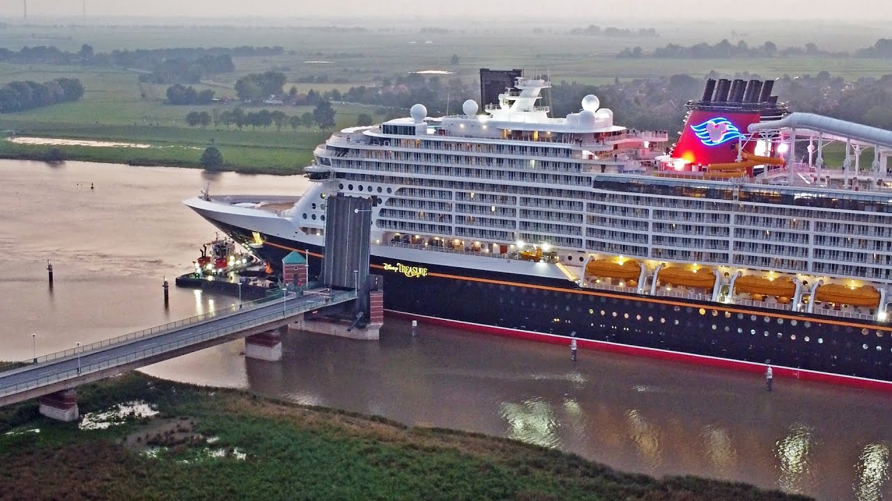 NEW CRUISE SHIP "DISNEY TREASURE" ON RIVER EMS GOING TO OCEAN - 4K SHIPSPOTTING SEPTEMBER 2024