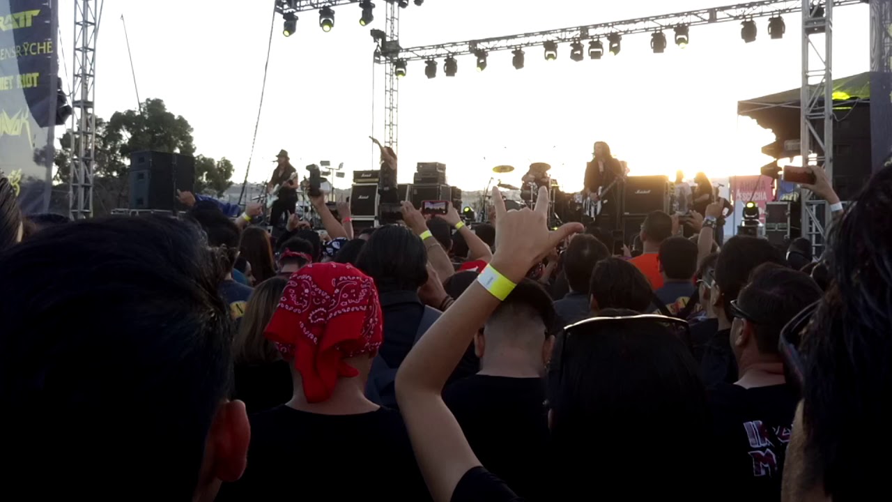 Quiet Riot Cover Band - Bang Your Head