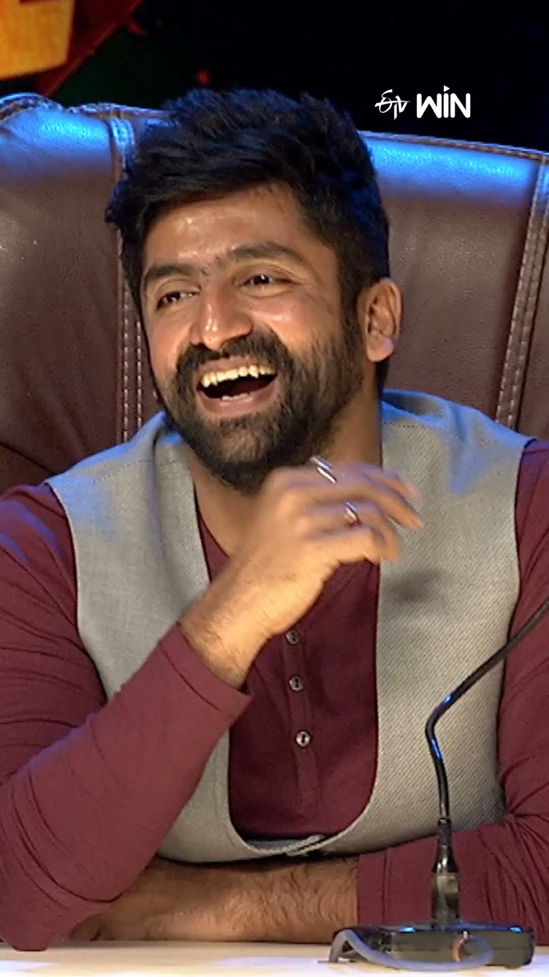#shorts - ఇతనికి YouTube లో మామూలు రెస్పాన్స్ ఉండదు..! #dheejodi #sudheer #comedy #pradeep