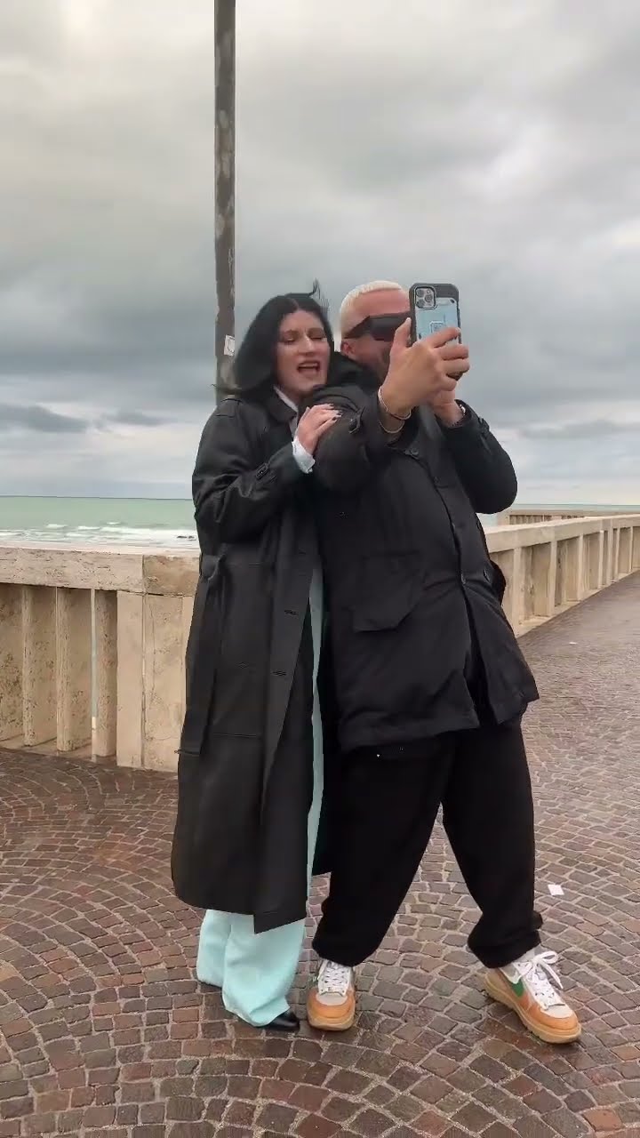 30 anni dopo sono tornata sul set del mio primo videoclip! ❤️? #LaSolitudine #UnBuonInizio #shorts