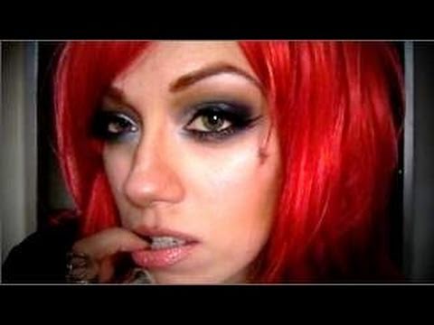 Kat Von D: Maquillaje dramático, gótico y rockero polinesios cancion