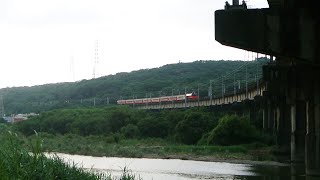 2021/08-莒光號521次,鳳山溪橋通過.