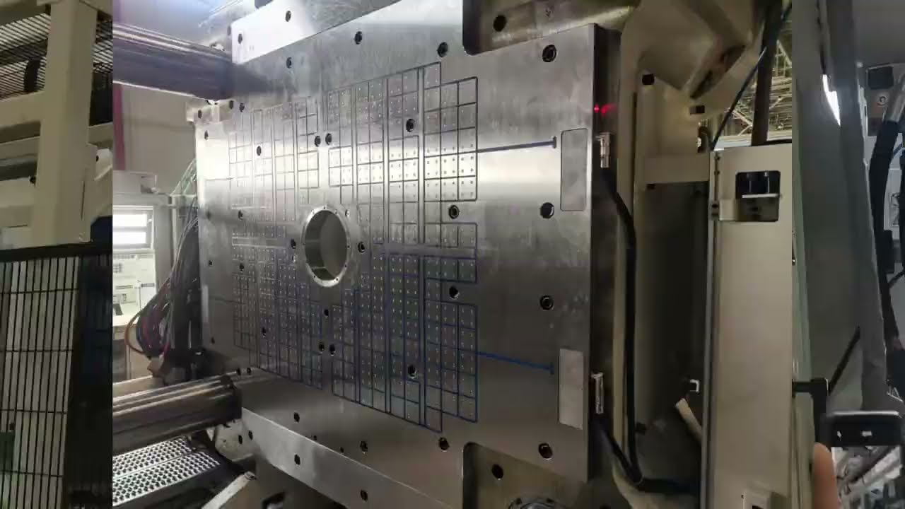 magbo MBP Magnetic Clamping System with LS Mtron Injection Molding Machine