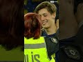 Arda Güler, karşılaşma öncesinde polis olan teyzesiyle hasret gideriyor... #shorts #fenerbahçe