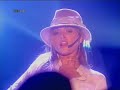 holly valance-tuck ur shirt in