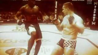 Anderson Silva vs Dan Henderson