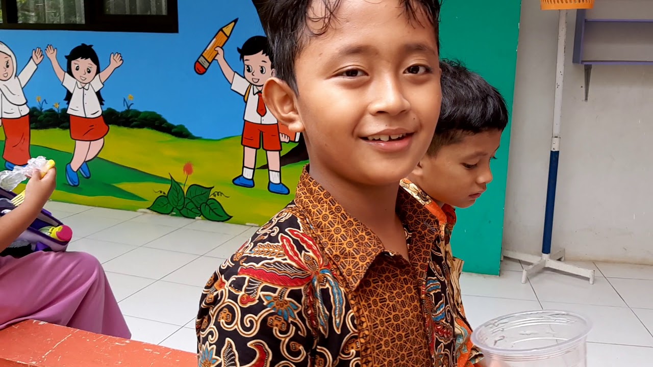 Konservasi Makanan Tradisional SD Labschool Unnes 
