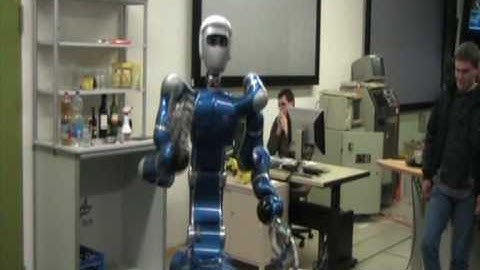 Humanoid robot Justin dances Pulp Fiction song