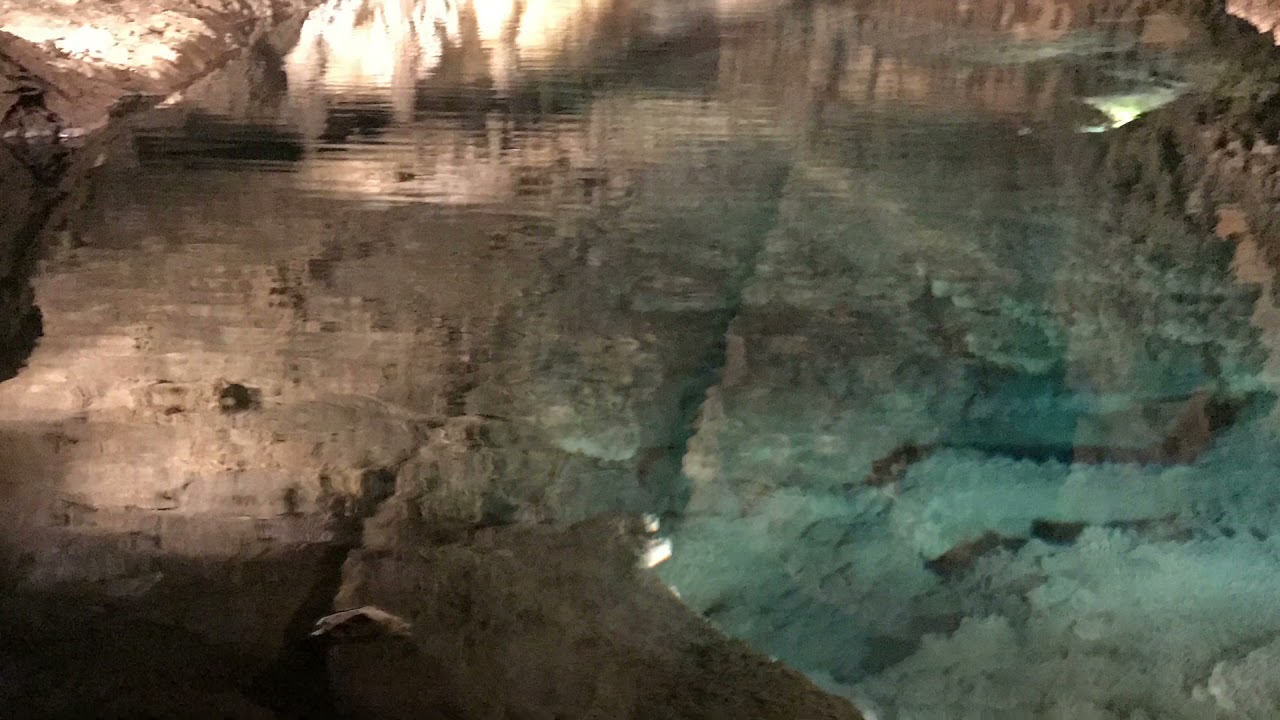 Mystery Cave , Southern Minnesota