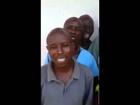 أفارقة يهتفون احسم نصرك في يبرود