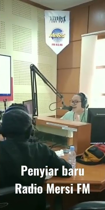 Penyiar baru nih di Radio Mersi 9390 FM