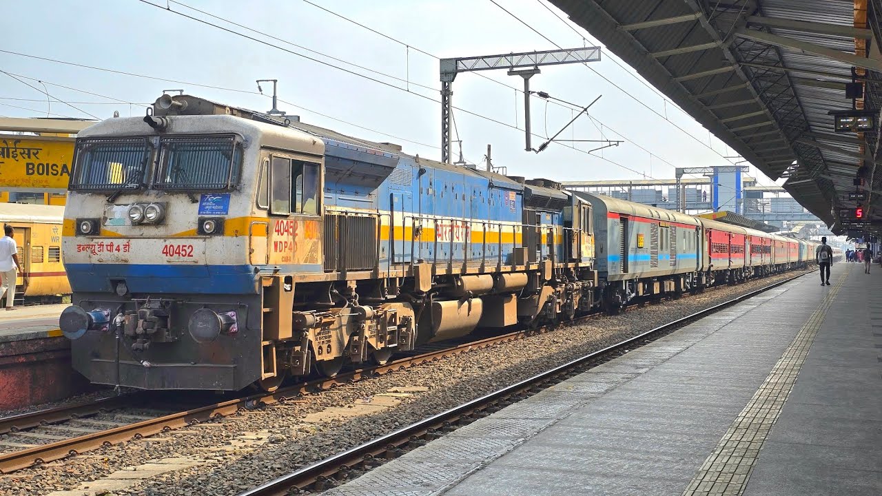 40452 KJM WDP-4D IN CAB-2 FORWARD HAULING 16587 YESVANTPUR BIKANER EXPRESS DEPARTING FROM BOISAR 