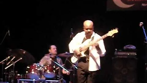 Blood, Sweat & Tears-Gary Foote bass solo