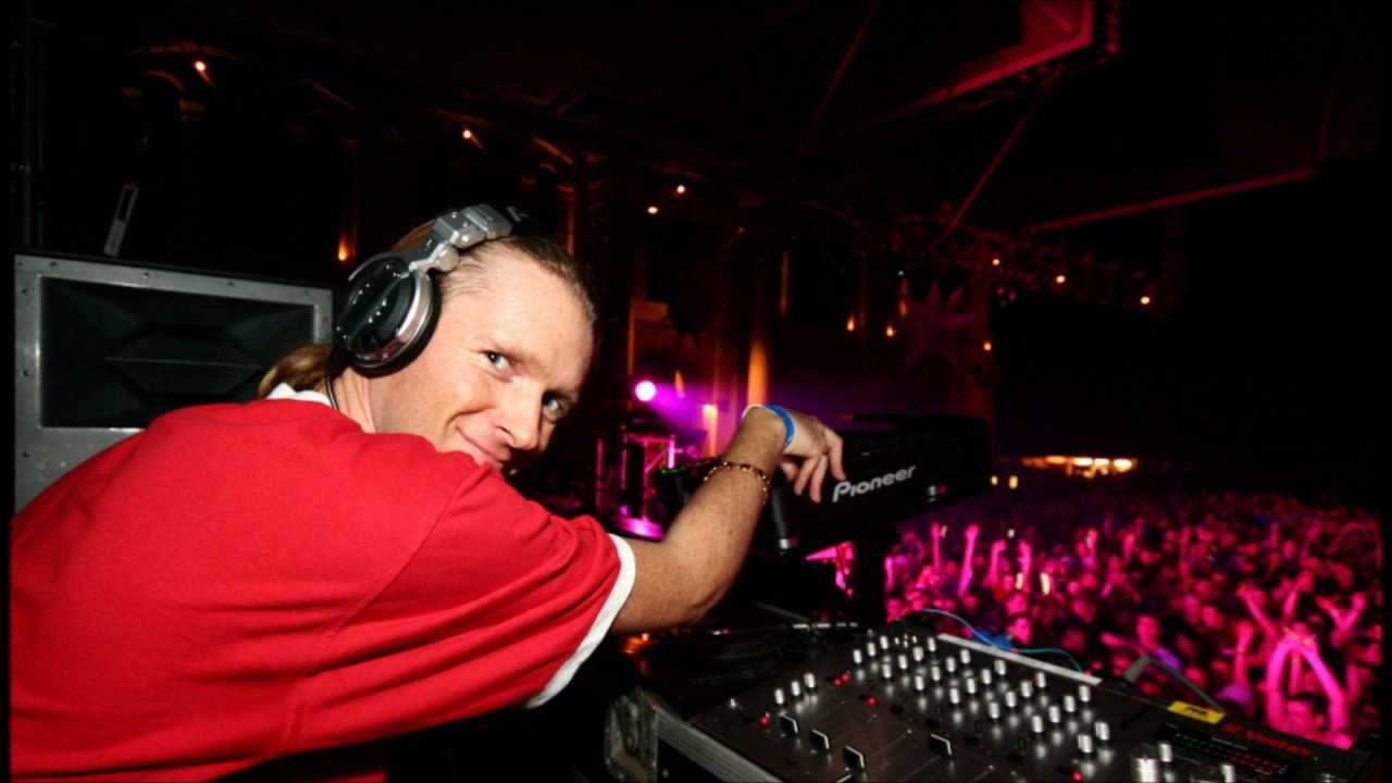 Диджей браун музыка. Dj browns. Dj scott brown albums. Dj browns. Диджей дэвид браун.