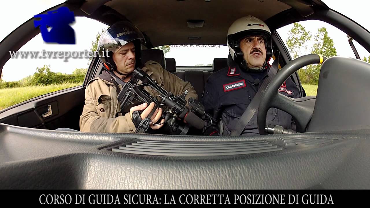 CORSO GUIDA SICURA: LA CORRETTA POSIZIONE DI GUIDA