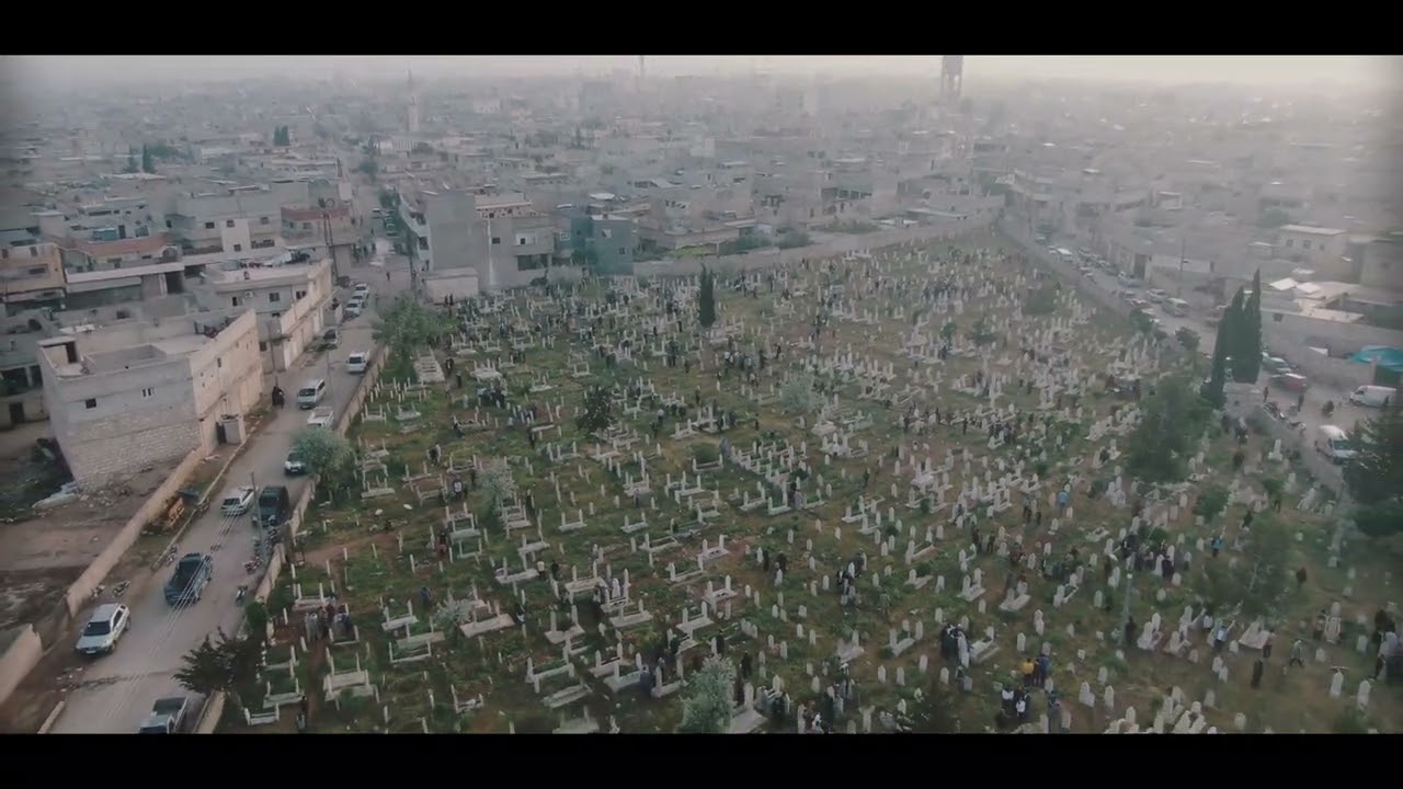 جانب من زيارة أهالي مارع لذويهم رحم الله موتانا وتقبل شهدائنا وأدخلهم جنات النعيم