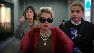 Smile 2 Artistry Featurette 2024 Movie - Naomi Scott