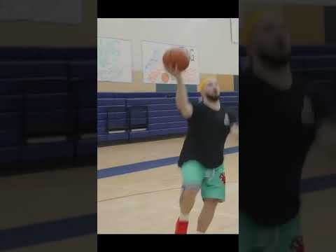 THE BEST HOOPER RAPPER RN?!