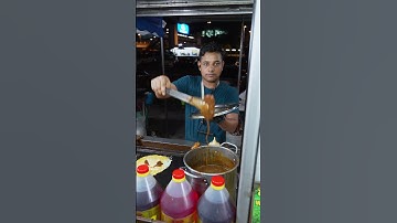 Ramly Burger🍔 | Jalan Alor | Bukit Bintang | Malaysia🇲🇾 | Kuala Lumpur #shorts