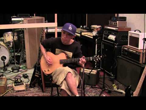 Alonzo Guitars, Daisuke Wachi playing the Elise electric/acoustic part 1