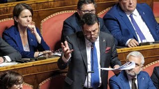 Salvini ricorda Berlusconi in Senato: «A casa della mia fidanzata c'era un suo poster gigante»