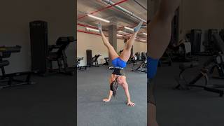 Going CrossFit #crossfit #handstand #motivation