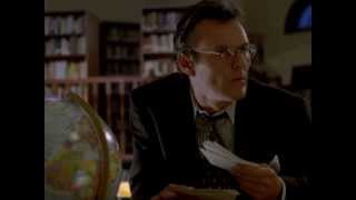 willow scares giles