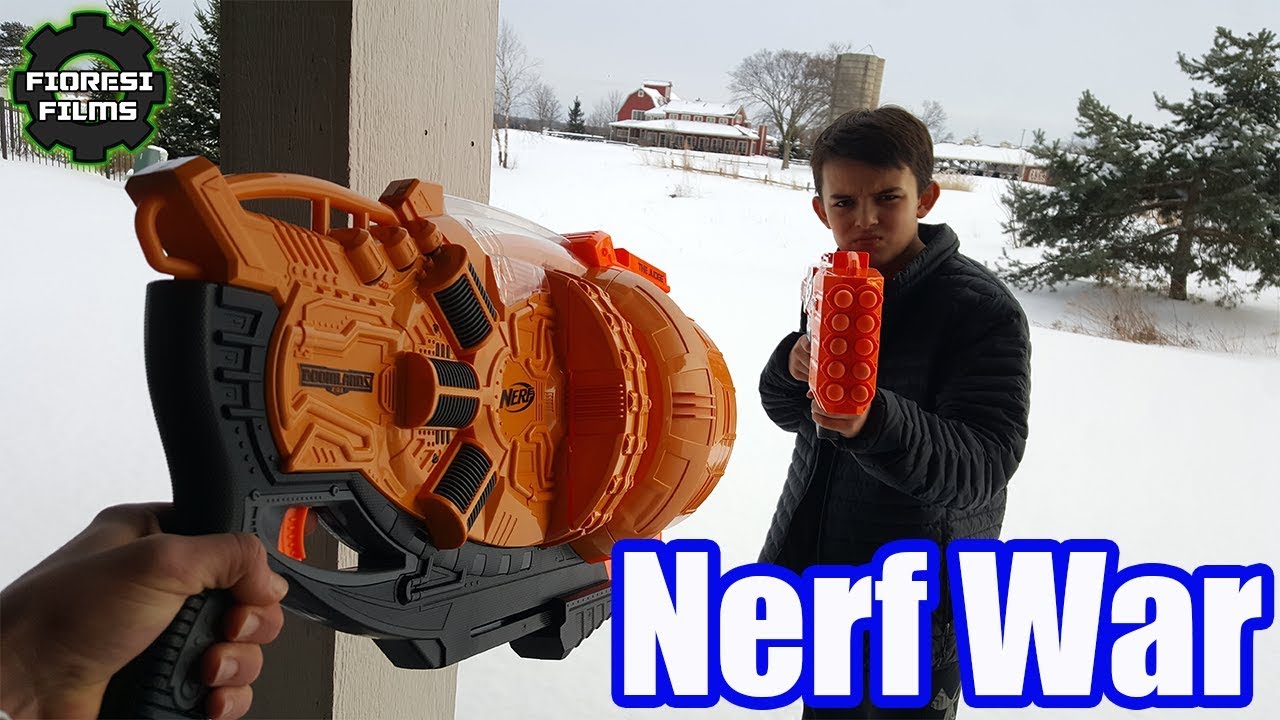 Nerf War: Doomlands Judge vs Mega TwinShock
