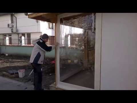 Видео: Меки PVC прозорци за беседки и тераси: пластмасови завеси за верандата, как да инсталирате гъвкаво защитно стъкло със собствените си ръце