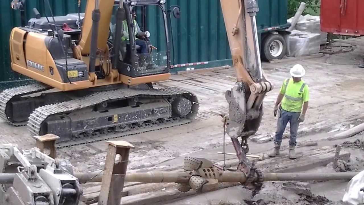 Aaron Enterprises Inc DD-220 Directional Drill